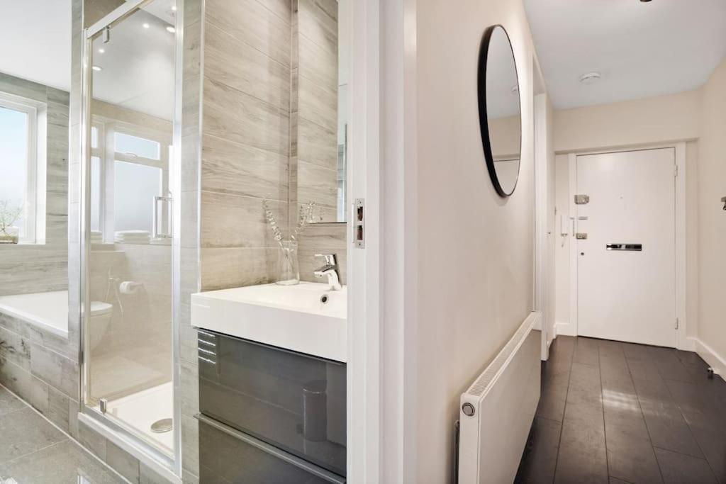 The Camden Suite Bright & Beautiful 2-Bed City Retreat Londres Exterior foto